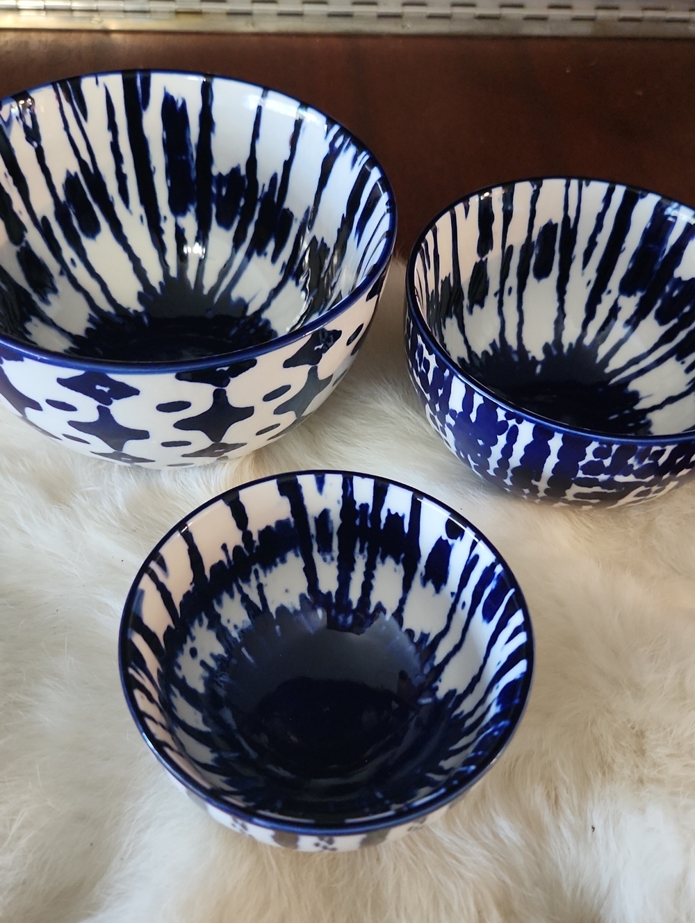 West Elm Indigo Tie Die Neating Bowls (3)
